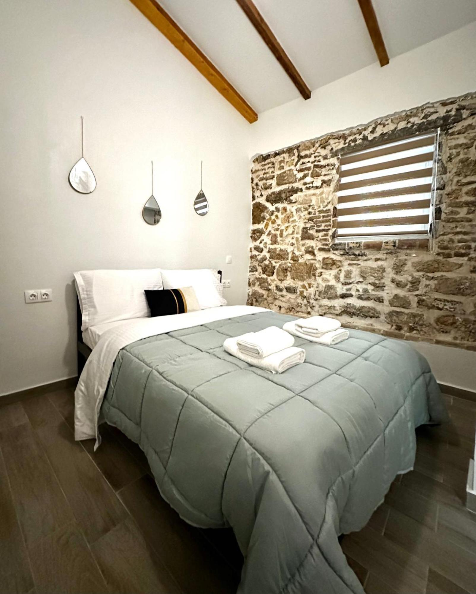 Mitropolis Places Corfu  Экстерьер фото
